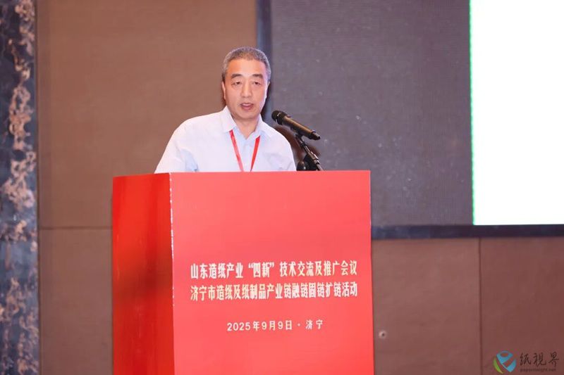 劉文-800.jpg 劉文-800.jpg